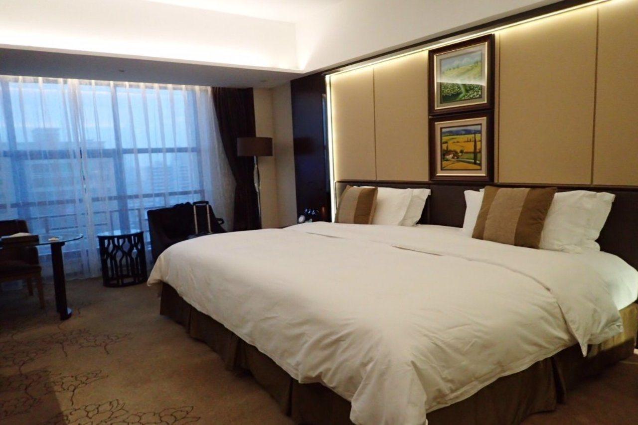 Maoming International Hotel Eksteriør bilde