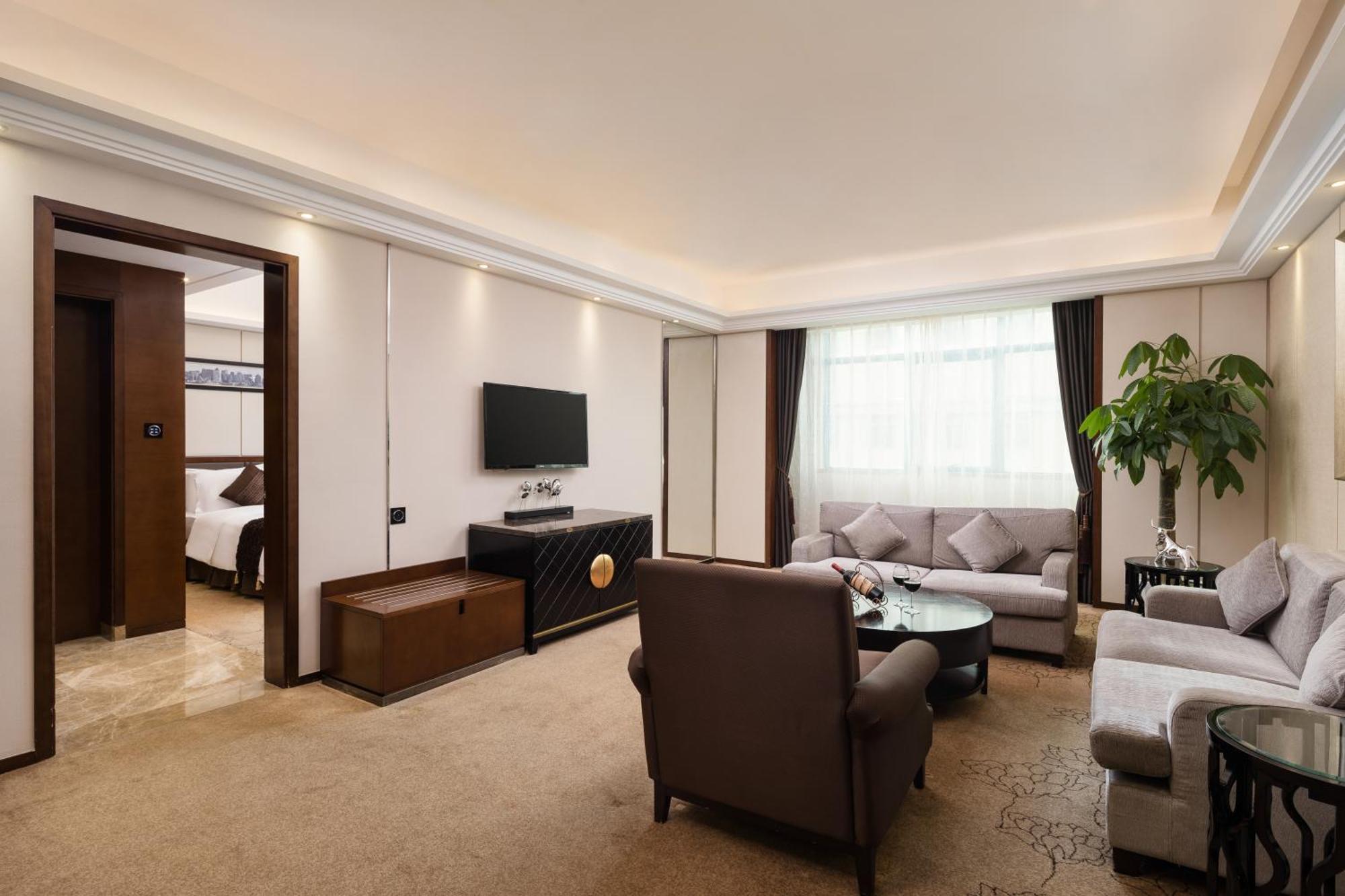 Maoming International Hotel Eksteriør bilde