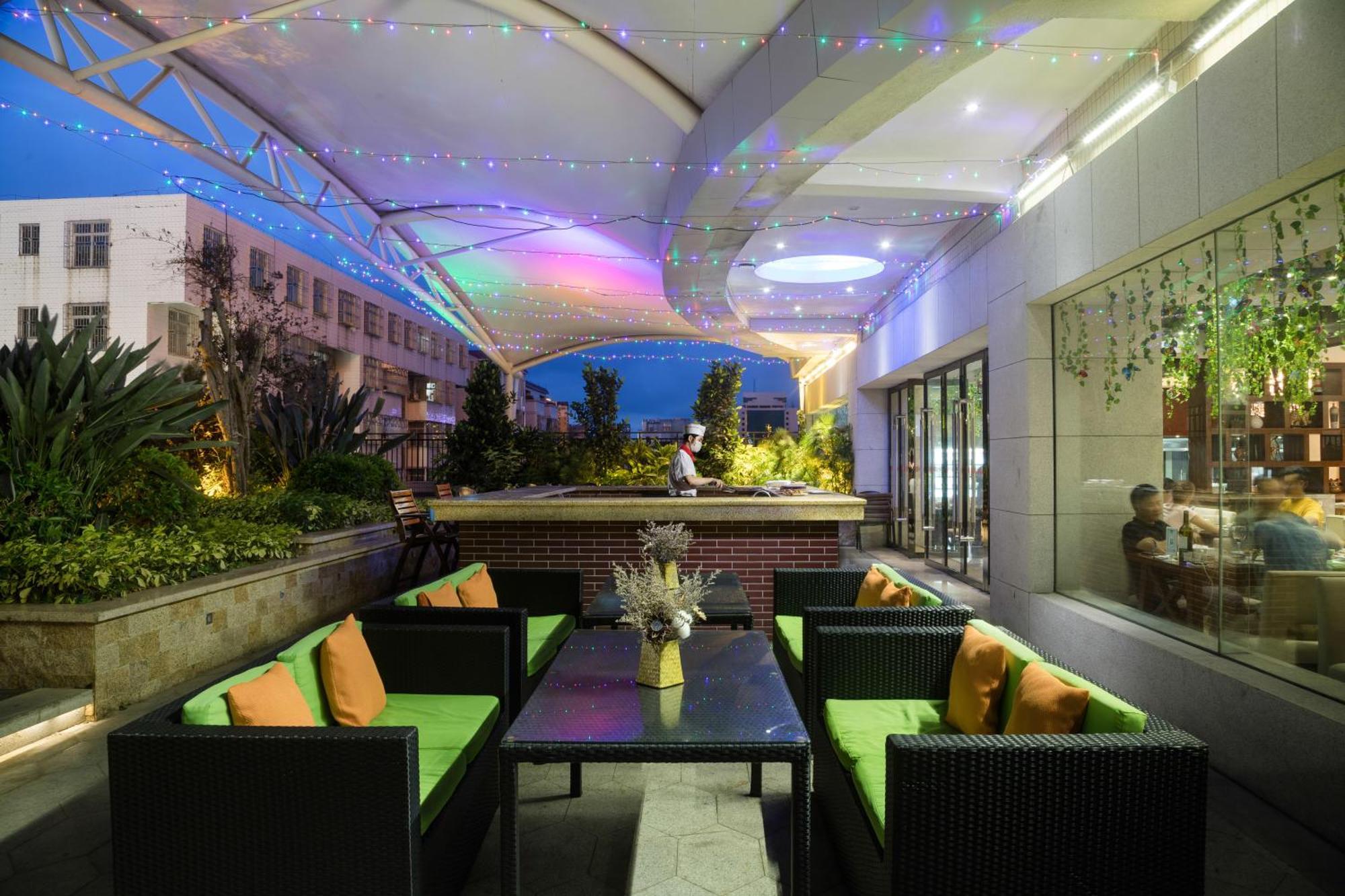Maoming International Hotel Eksteriør bilde